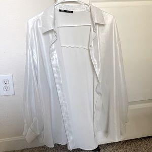Zara white button up blouse. Size large. Worn only a few times.